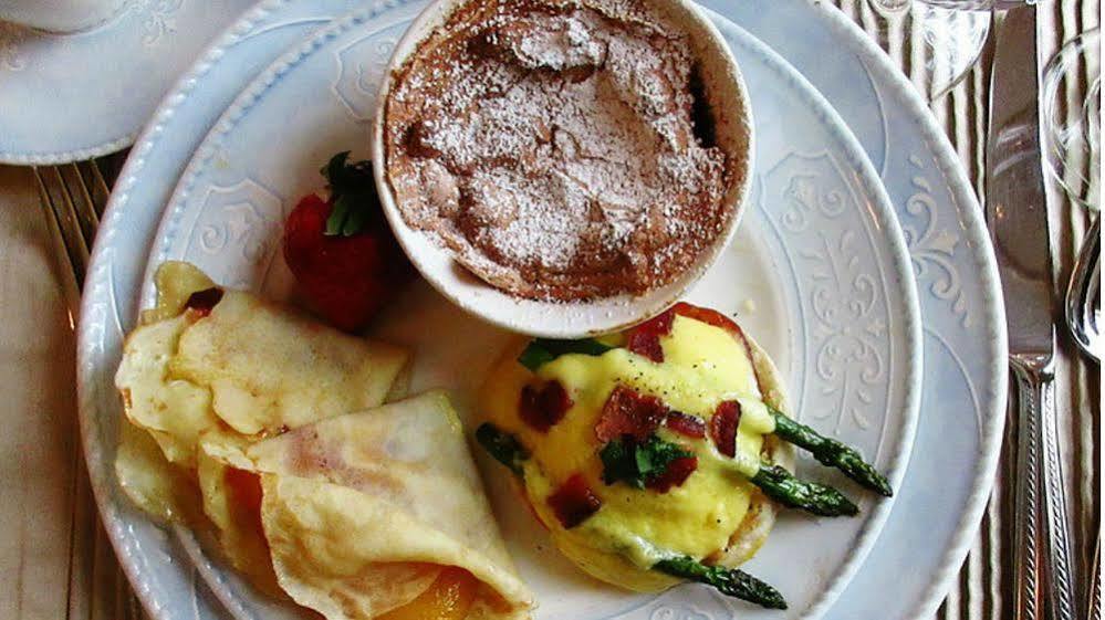 Bed & Breakfast The Londonderry 4*